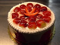 4-6 Kişilik Yaş Pasta Paketi - Özel Günler İçin