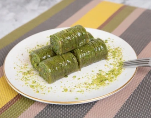 Her Lokmada Mutluluk 1000 Gr Fıstık Sarma